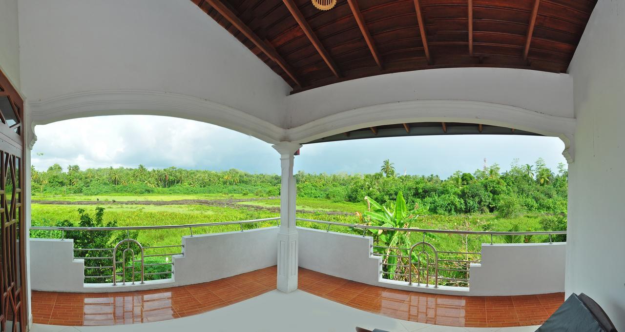 Falcon Villa Induruwa Exterior foto